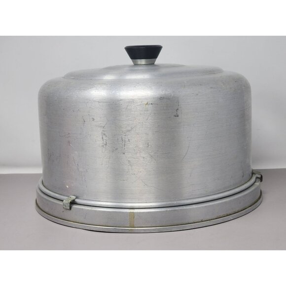 Vintage Mirro Aluminum Cake Carrier With Black Knob‎ Handle & Latching Base - Picture 4 of 12